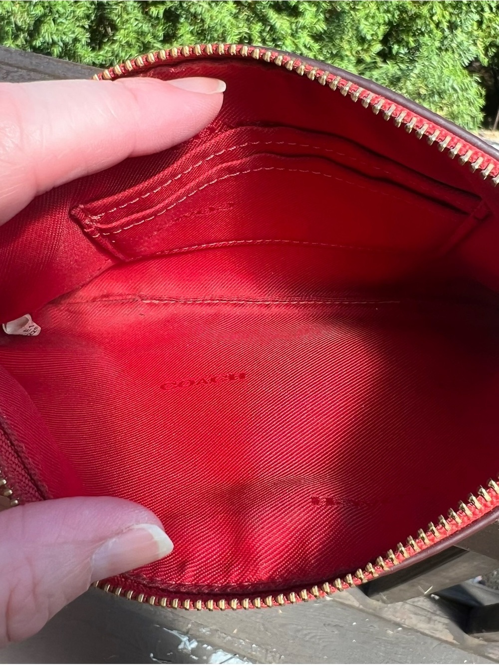 COACH Women's Small Wristlet Red Pebbled Leather Gold/Brass Hardware 22952 - Picture 9 of 11